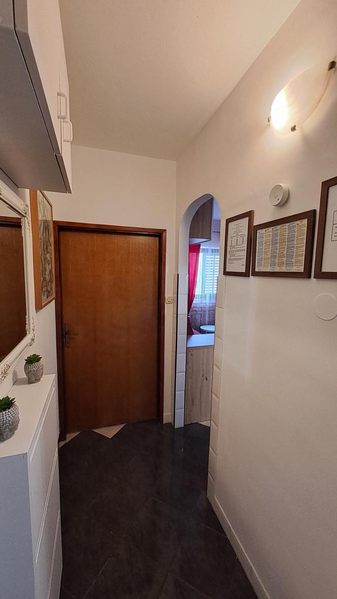 Red Gold Apartment Pula Ngoại thất bức ảnh