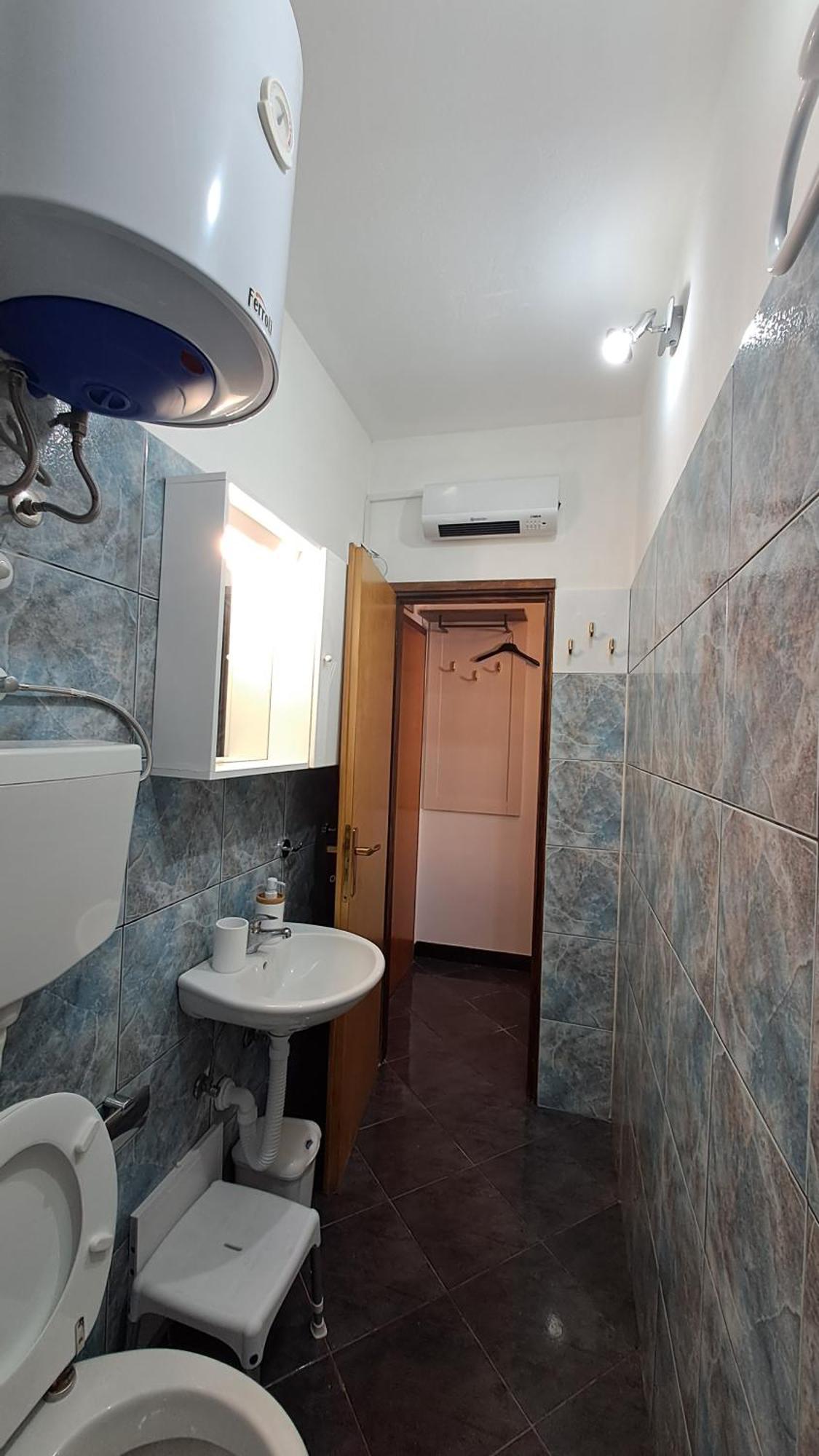 Red Gold Apartment Pula Ngoại thất bức ảnh
