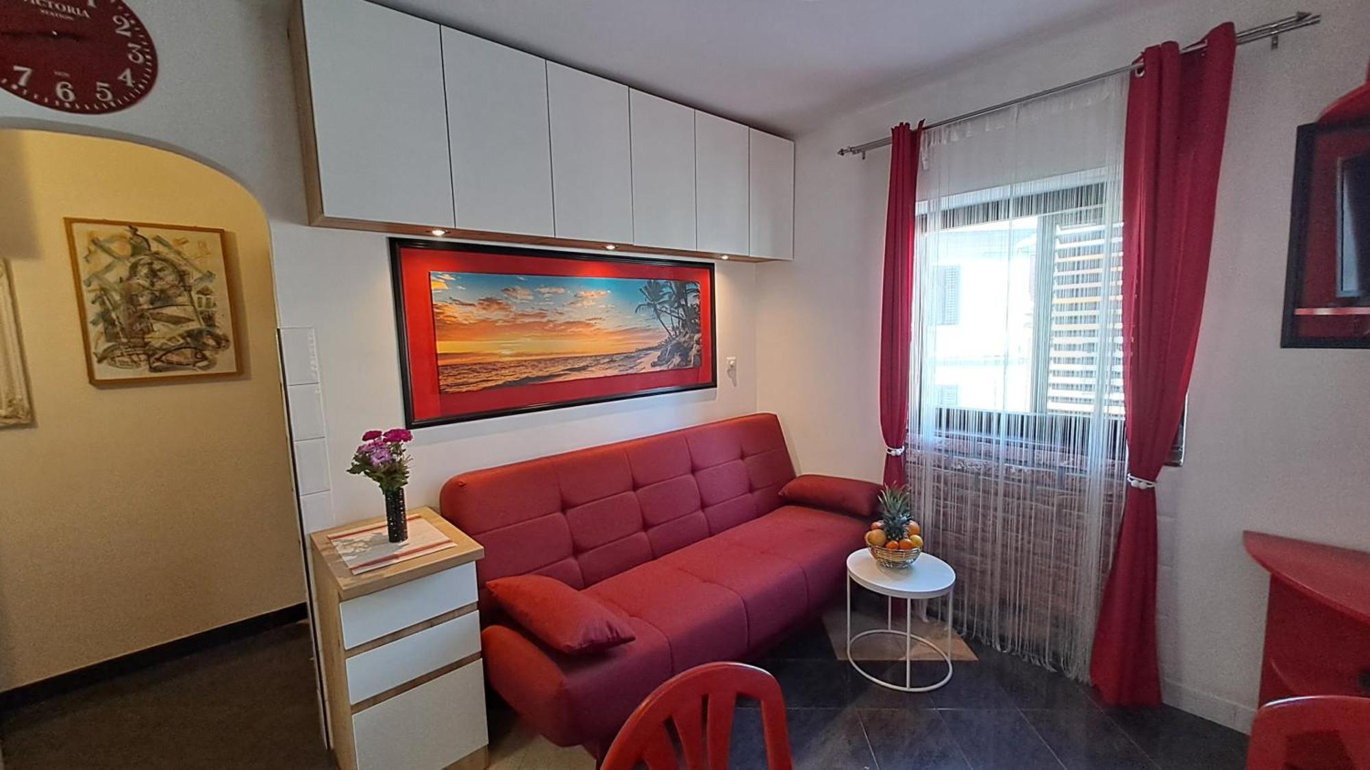 Red Gold Apartment Pula Ngoại thất bức ảnh
